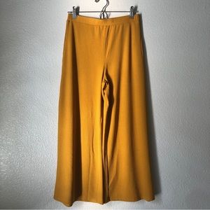 Flowy Ribbed Culottes